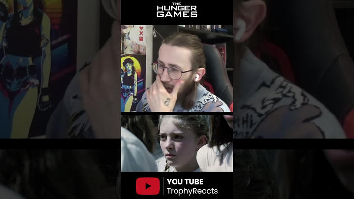 KATNISS VOLUNTEERS AS TRIBUTE #TheHungerGames #reaction