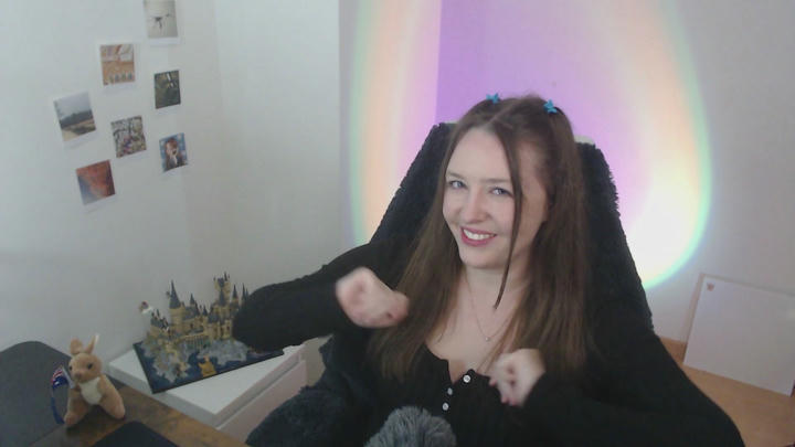 EARLY ACCESS Friends S1 EP9&10