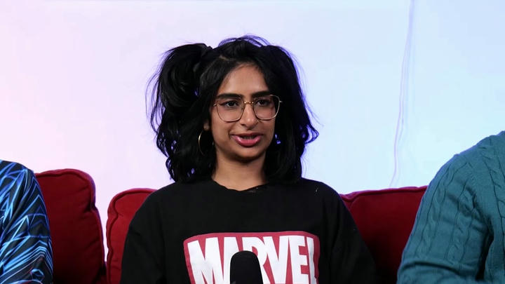 Early Access: Batman vs. Robin - Group Reaction!