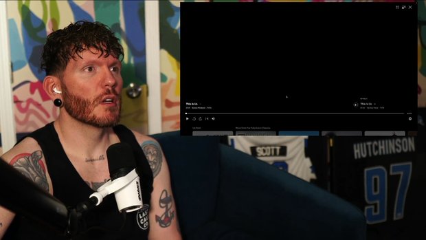 Travis Views - This Is Us (2016)