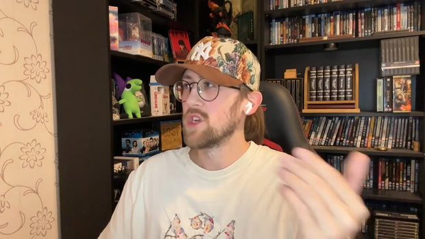 Trophy Reacts - Web Therapy (2011)