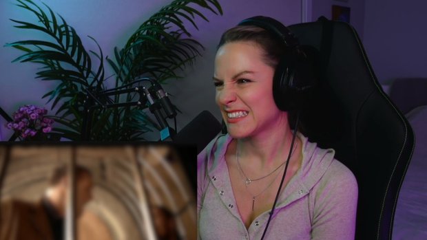 Emma Reactions - Lock, Stock and Two Smoking Barrels (1998)