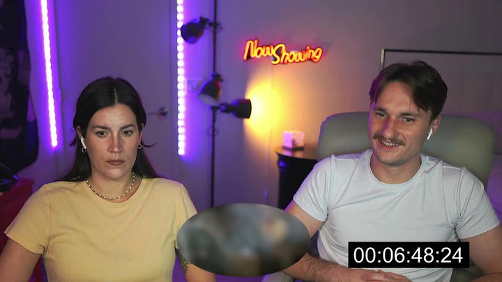 Full Length reaction to Predator 2