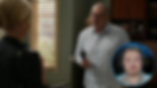 Modern Family 5x1 & 5x2 FULL Reactions