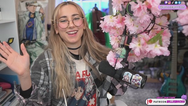 MillieMochisTV - Men in Black II (2002)