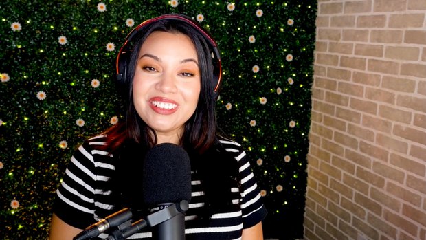 DOCTOR WHO (2005) SEASON 1 EPISODE 2 THE END OF THE WORLD Full Length Reaction