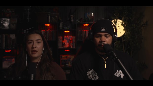 COVER YOUR EARS..... AOT EP 18...