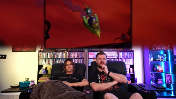 (Exclusive) My wife watches SPACE JAM for the first time