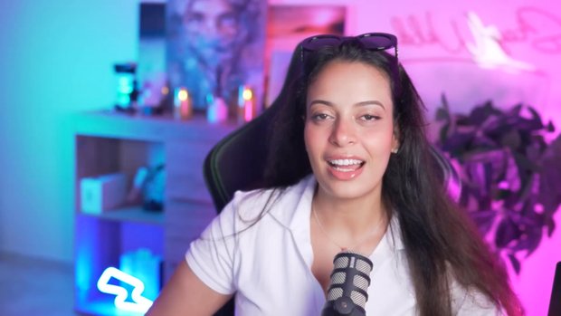 SoFieReacts - Peaky Blinders (2013)