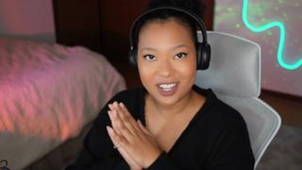 Nia Maki Reacts - The Simpsons Movie (2007)