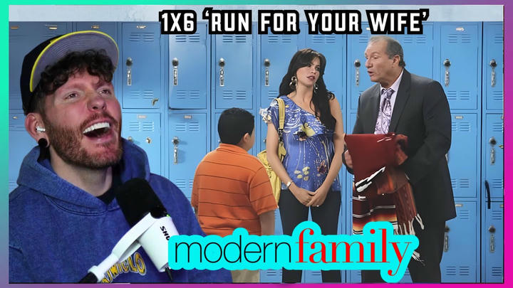 First time watching MODERN FAMILY Reaction 1x6 'Run for Your Wife'
