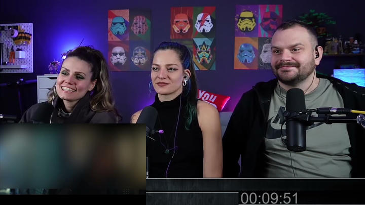 Hawkeye 1x2 Reaction
