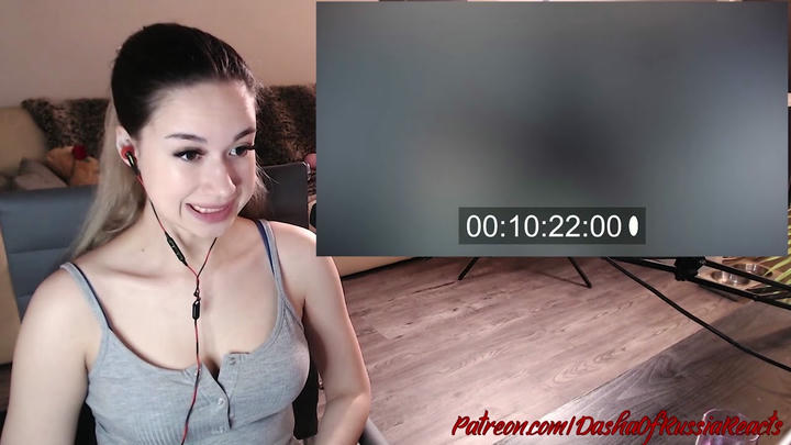 Dasha Reacts - RoboCop (1987)