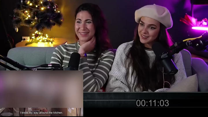 Jurassic Park with Lia and Viki Reaction