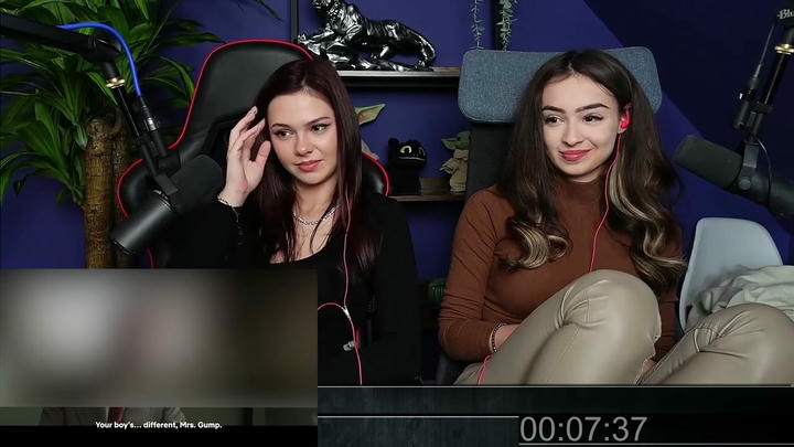 Forrest Gump with Laura Reaction