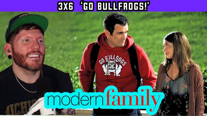First time watching MODERN FAMILY 3x6 'Go Bullfrogs!' REACTION