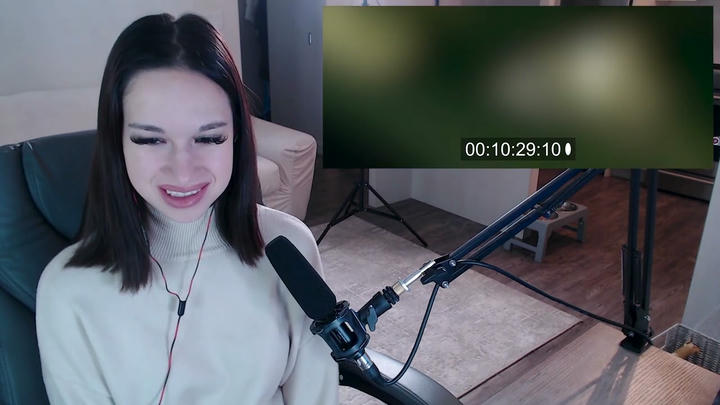 Dasha Reacts - Dredd (2012)