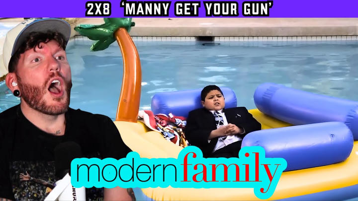 First time watching MODERN FAMILY Reaction 2x8 'Manny Get Your Gun'