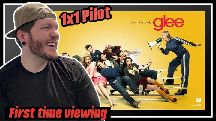 Travis Views - Glee (2009)