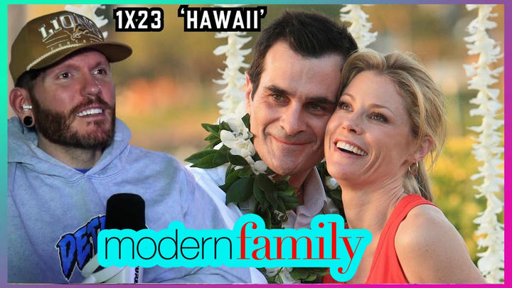 First time watching MODERN FAMILY 1x23 'Airport 2010' REACTION